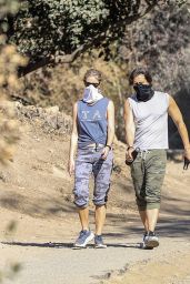 Gwyneth Paltrow and Brad Falchuk Hiking in LA 12/05/2020