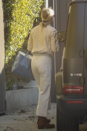 Gwyneth Paltrow - Leaving a Private Gym in Santa Monica 12/30/2020