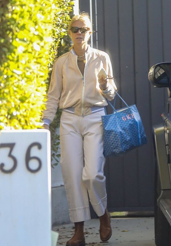 Gwyneth Paltrow - Leaving a Private Gym in Santa Monica 12/30/2020