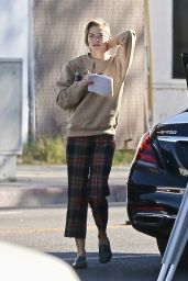 Jaime King at the Flea Market in West Hollywood 12/20/2020