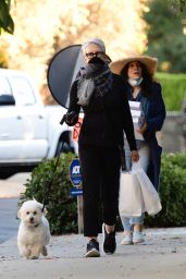 Jamie Lee Curtis - Holiday Shopping in Brentwood 12/20/2020