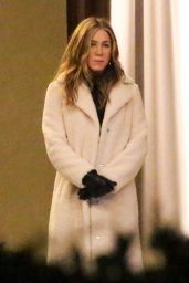 Jennifer Aniston - "The Morning Show" Set in Los Angeles 12/18/2020