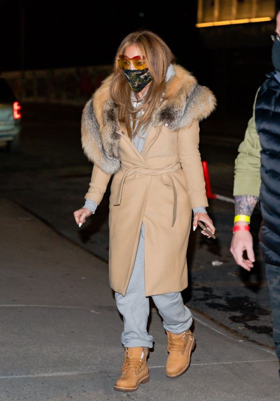 Jennifer Lopez - Leaving a Studio in New York 12/27/2020