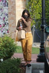 Jordana Brewster - Out in Pacific Palisades 12/11/2020