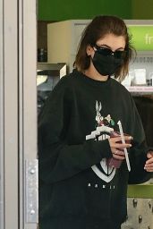 Kaia Gerber and Jacob Elordi at Earthbar in West Hollywood 12/02/2020