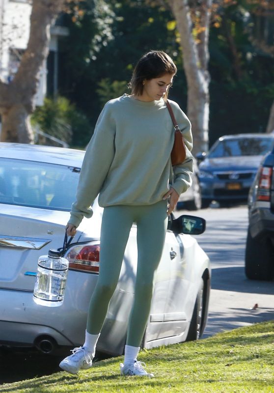 Kaia Gerber in Comfy Outfit - West Hollywood 12/02/2020