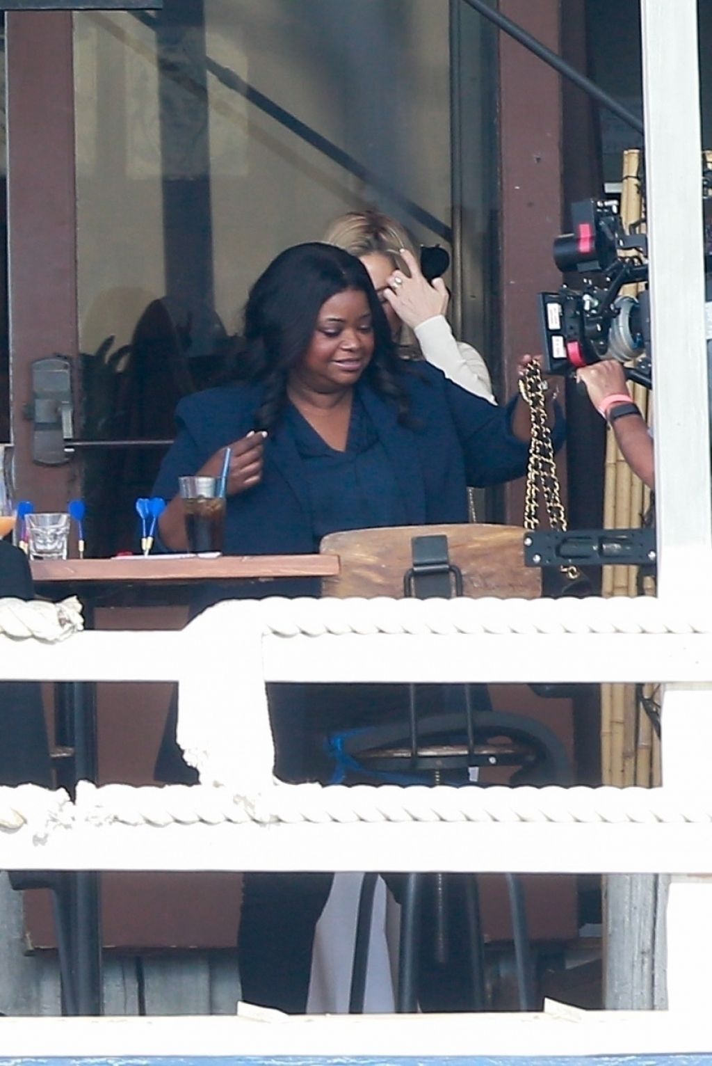 Kate Hudson and Octavia Spencer - Filming at a Local Eatery in Marina