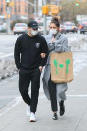Katie Holmes and Emilio Vitolo Jr. Out in New York 12/22/2020