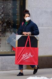 Katie Holmes - Christmas Shopping in Downtown Manhattan 12/22/2020