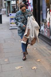 Kelly Brook in Casual Outfit - London 12/02/2020