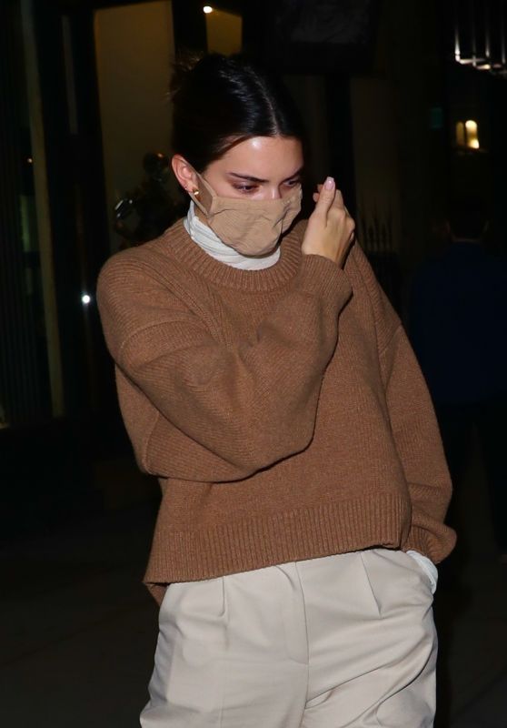 Kendall Jenner - Out in New York 12/03/2020
