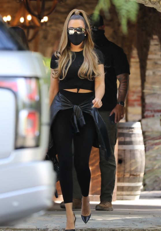 Khloe Kardashian - Out in Malibu 12/12/2020