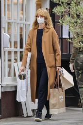 Laura Dern at the Brentwood Country Mart on Christmas Eve 12/24/2020