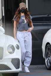 Madison Beer - Christmas Shopping in Beverly Hills 12/21/2020