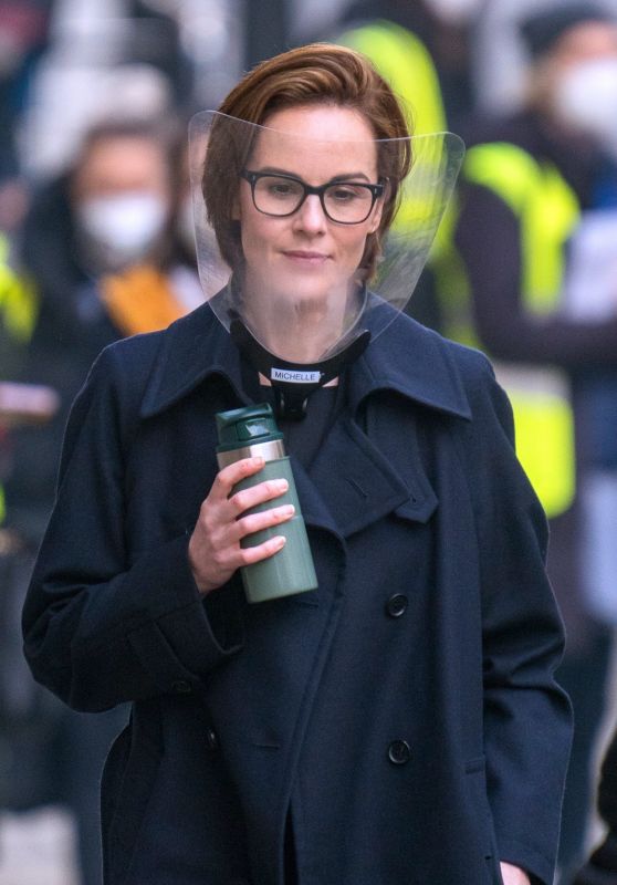 Michelle Dockery - "Anatomy of a Scandal" Set in Central London 12/12/2020