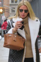 Nicky Hilton Street Style - Soho in New York 12/16/2020