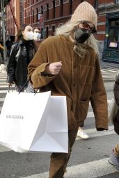 Patti Smith - Last Minute Holiday Shopping Around Manhattan