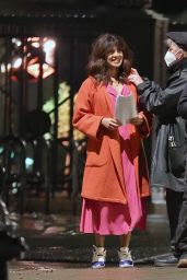 Priyanka Chopra - "Text For You" Filming in London 12/15/2020