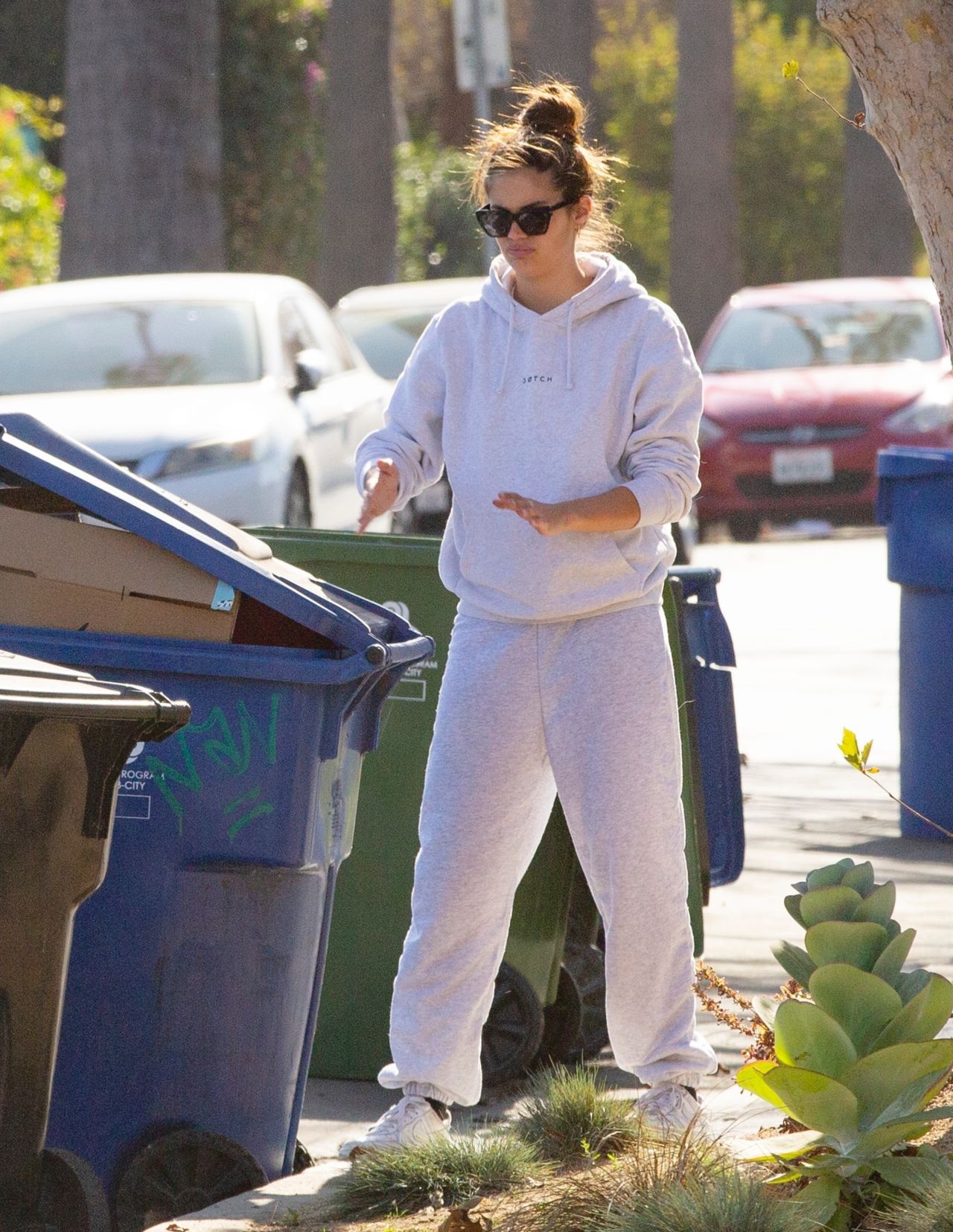 Sara Sampaio - Outside Her Home in LA 12/10/2020 • CelebMafia