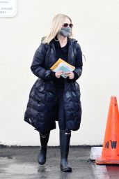 Sarah Michelle Gellar - Out in Brentwood 12/28/2020