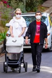 Sophie Turner and Joe Jonas - Daily Walk in Los Angeles 12/08/2020