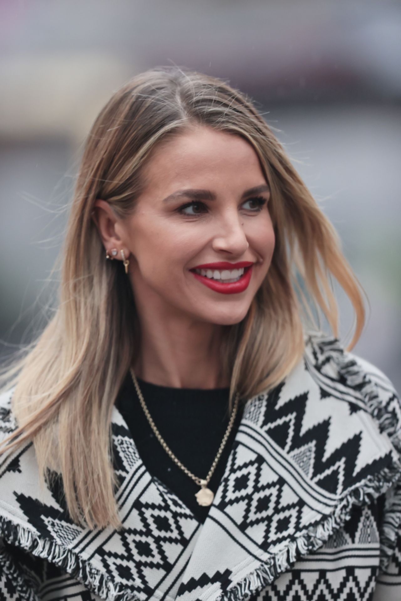 Vogue Williams Style, Clothes, Outfits and Fashion• Page 7 of 15