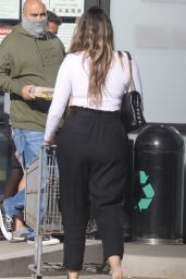 April Love Geary - Grocery Shopping in Malibu 01/14/2021