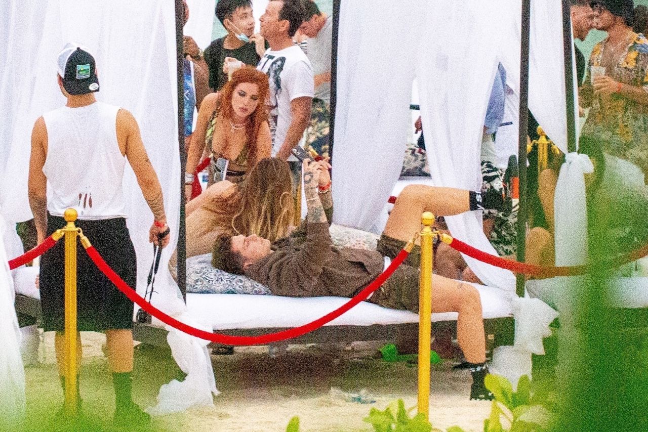 Bella thorne tulum