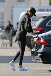 Charlize Theron - Shopping in Beverly Hills 01/04/2021