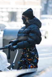 Gigi Hadid - Out in New York City 01/12/2021