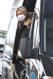 Heidi Klum - Airport in Los Angeles 01/05/2021