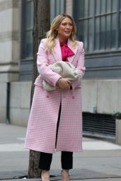 Hilary Duff on the Set of "Younger" in NYC 01/25/2021