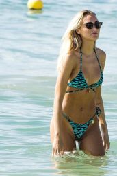 Ianthe Rose at the Beach in Barbados 01/07/2021