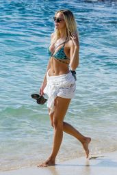Ianthe Rose at the Beach in Barbados 01/07/2021