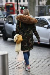 Jenni Falconer in Camouflage Coat 01/06/2021