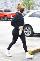 Jennifer Lopez in All-Black Gym Ready Outfit - Miami 01/28/2021