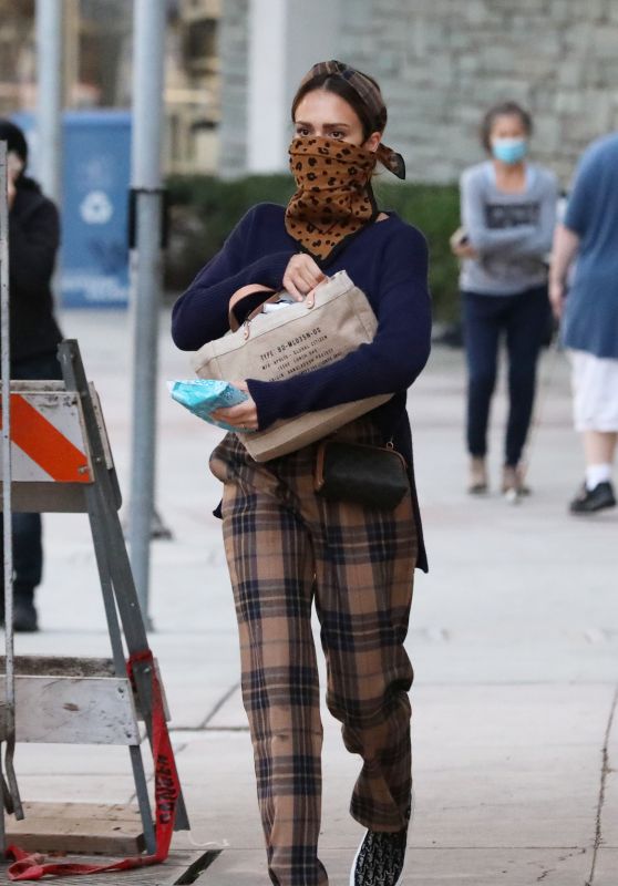 Jessica Alba in Burberry Plaid Type Pants at Target in Los Angeles 01/02/2021