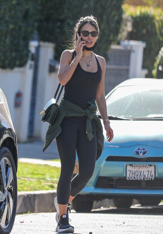 Jordana Brewster in Gym Ready Outfit - West Hollywood 01/20/2021