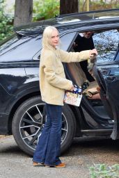 Kate Bosworth - Celebrates Her 38th Birthday in Beverly Hills 01/02/2021