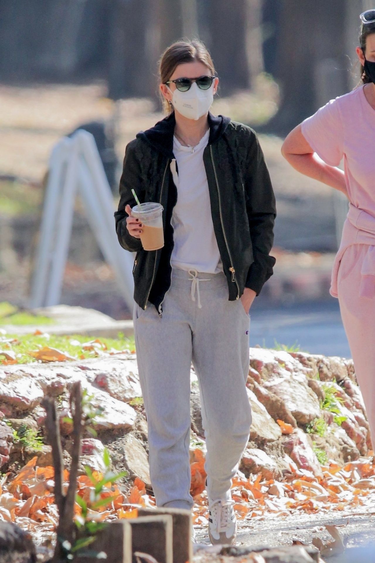 Kate Mara in Casual Outfit - LA 01/04/2021 • CelebMafia