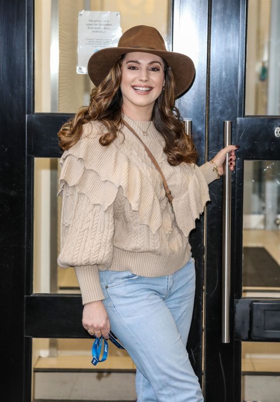 Kelly Brook Wears a Cowboy Hat and Denim Jeans - London 01/15/2021