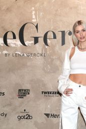 Lena Gercke - LeGer Fashion Show Berlin 01/24/2021