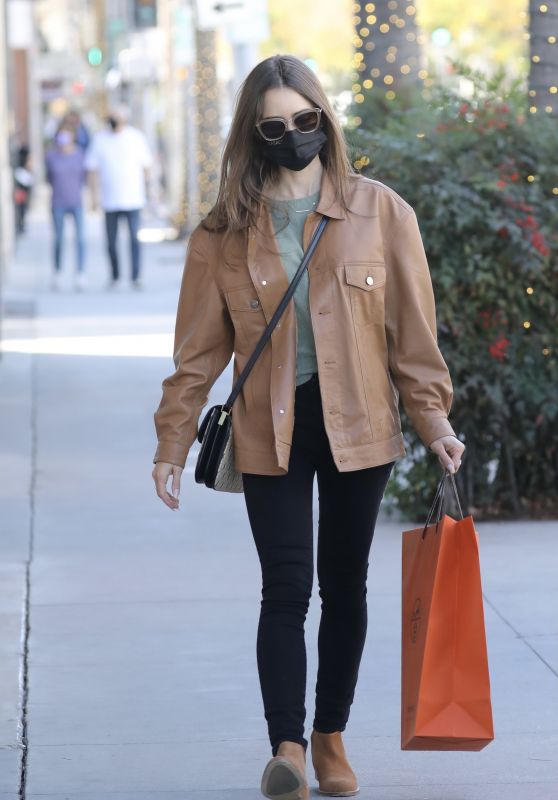Lily Collins - Shopping in Los Angeles 01/14/2021