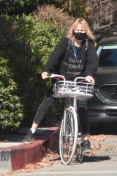 Malin Akerman - Bike Ride in Los Feliz 01/09/2021
