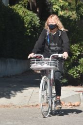 Malin Akerman - Bike Ride in Los Feliz 01/09/2021