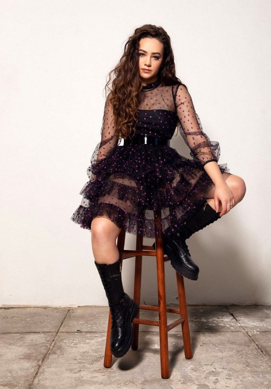 Mary Mouser - GQ Mexico January 2021