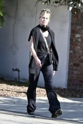 Melanie Griffith - Out in Beverly Hills 01/09/2021