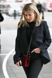 Mollie King Looks Stylish in a Tartan Jacket - London 01/05/2021