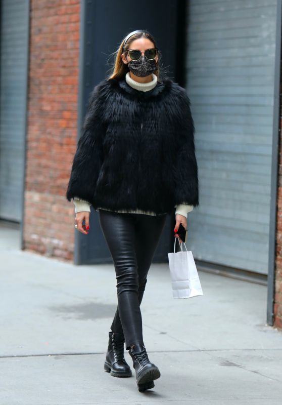 Olivia Palermo - Out in New York 01/11/2021
