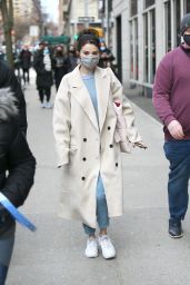 Selena Gomez - "Only Murders in The Building" Set in NYC 01/17/2021